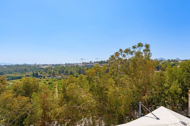 4 slaapkamer Villa te koop in La Nucia met zwembad garage - € 575.000 (Ref: 9803913)