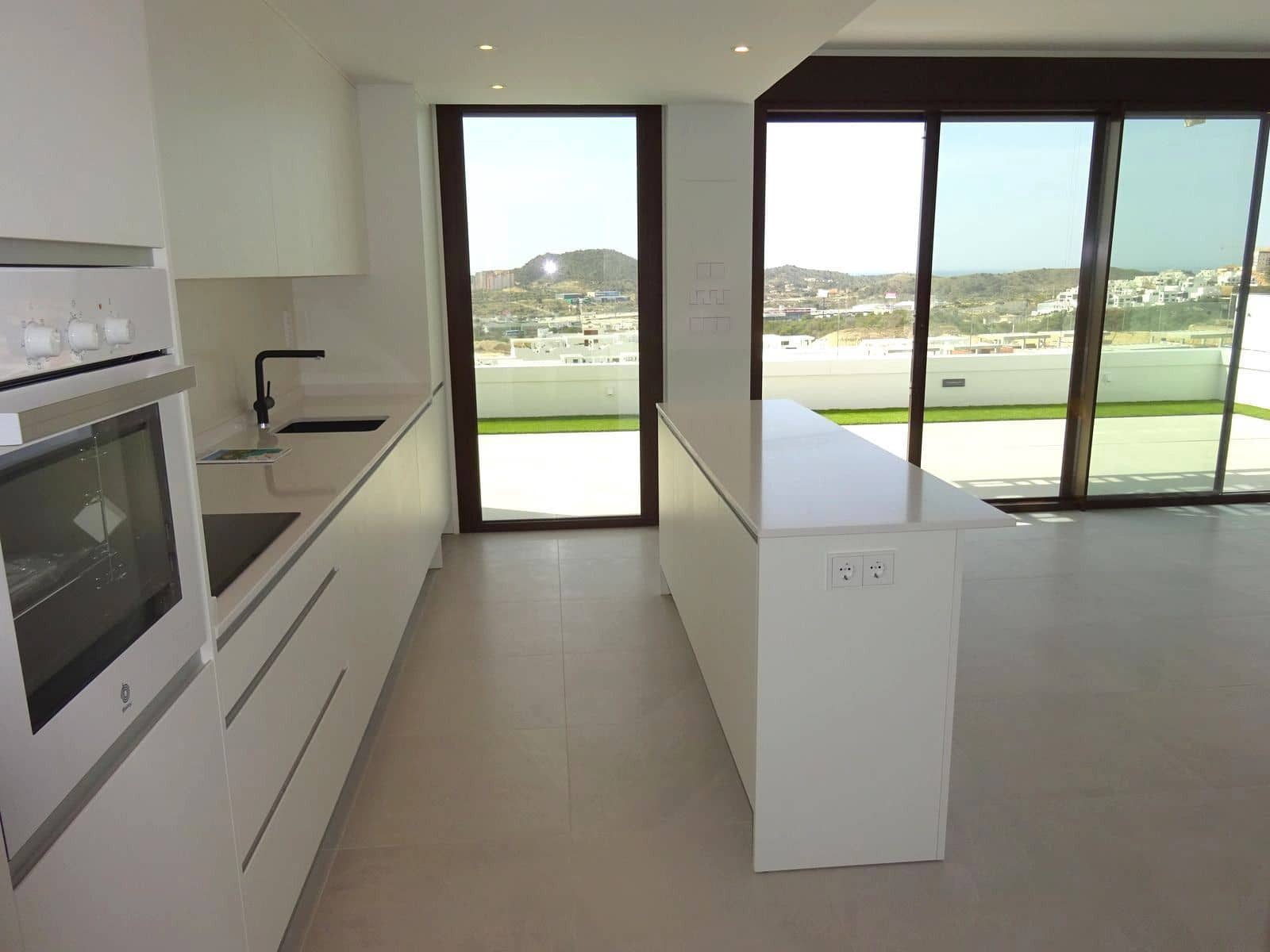 4 slaapkamer Appartement te koop in Finestrat met zwembad garage - € 725.000 (Ref: 9811214)