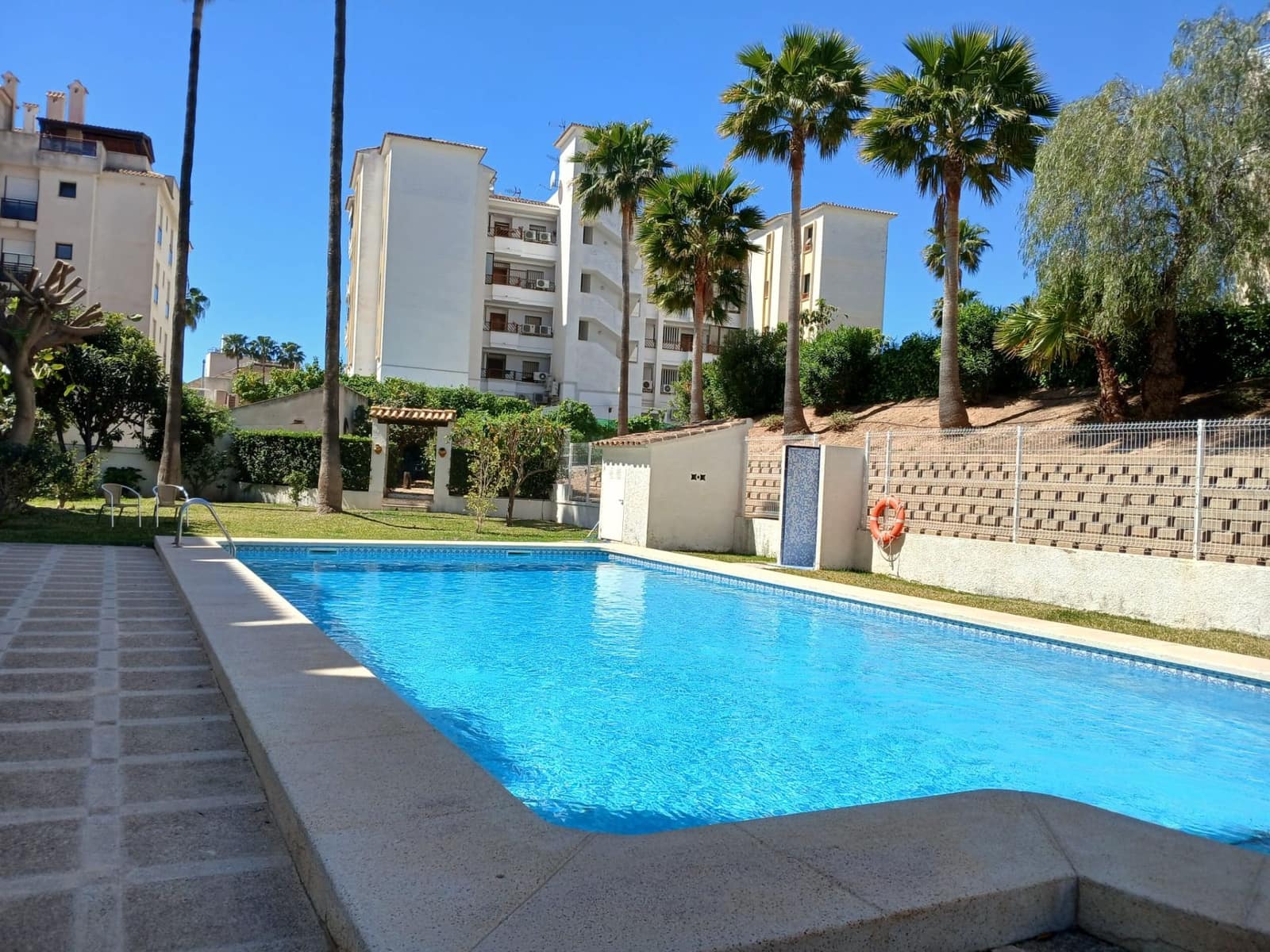2 soveværelse Lejlighed til salg i Albir med swimmingpool garage - € 275.000 (Ref: 9824615)