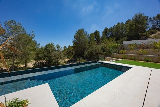 4 sovrum Villa till salu i Calpe / Calp med pool garage - 1 700 000 € (Ref: 9866463)