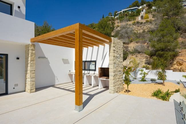 4 sovrum Villa till salu i Calpe / Calp med pool garage - 1 700 000 € (Ref: 9866463)