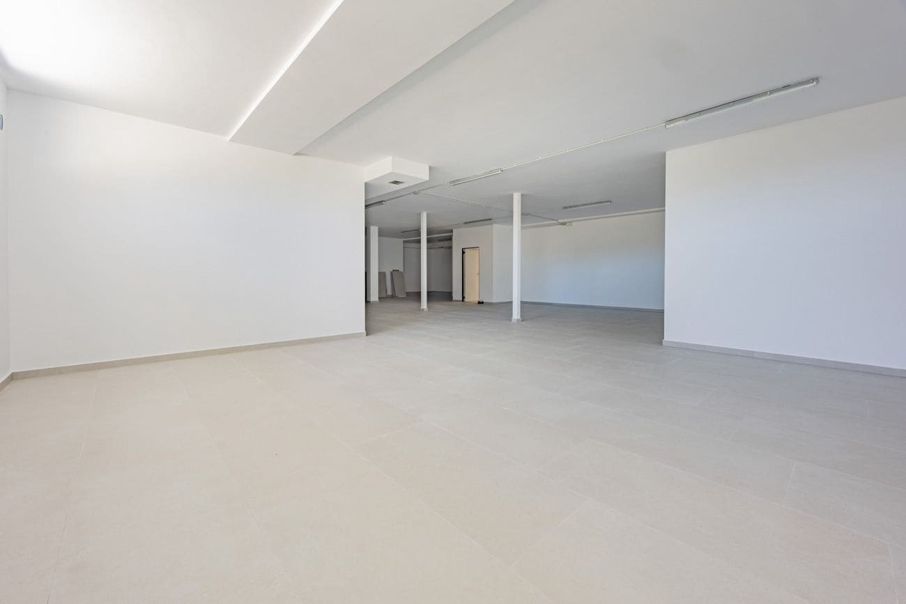 4 sovrum Villa till salu i Calpe / Calp med pool garage - 1 700 000 € (Ref: 9866463)