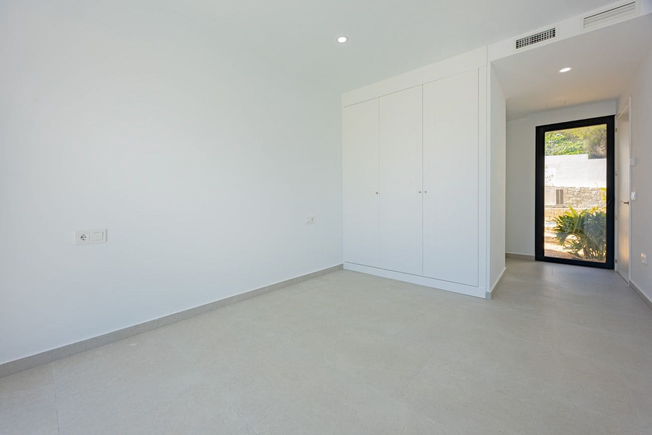 4 sovrum Villa till salu i Calpe / Calp med pool garage - 1 700 000 € (Ref: 9866463)