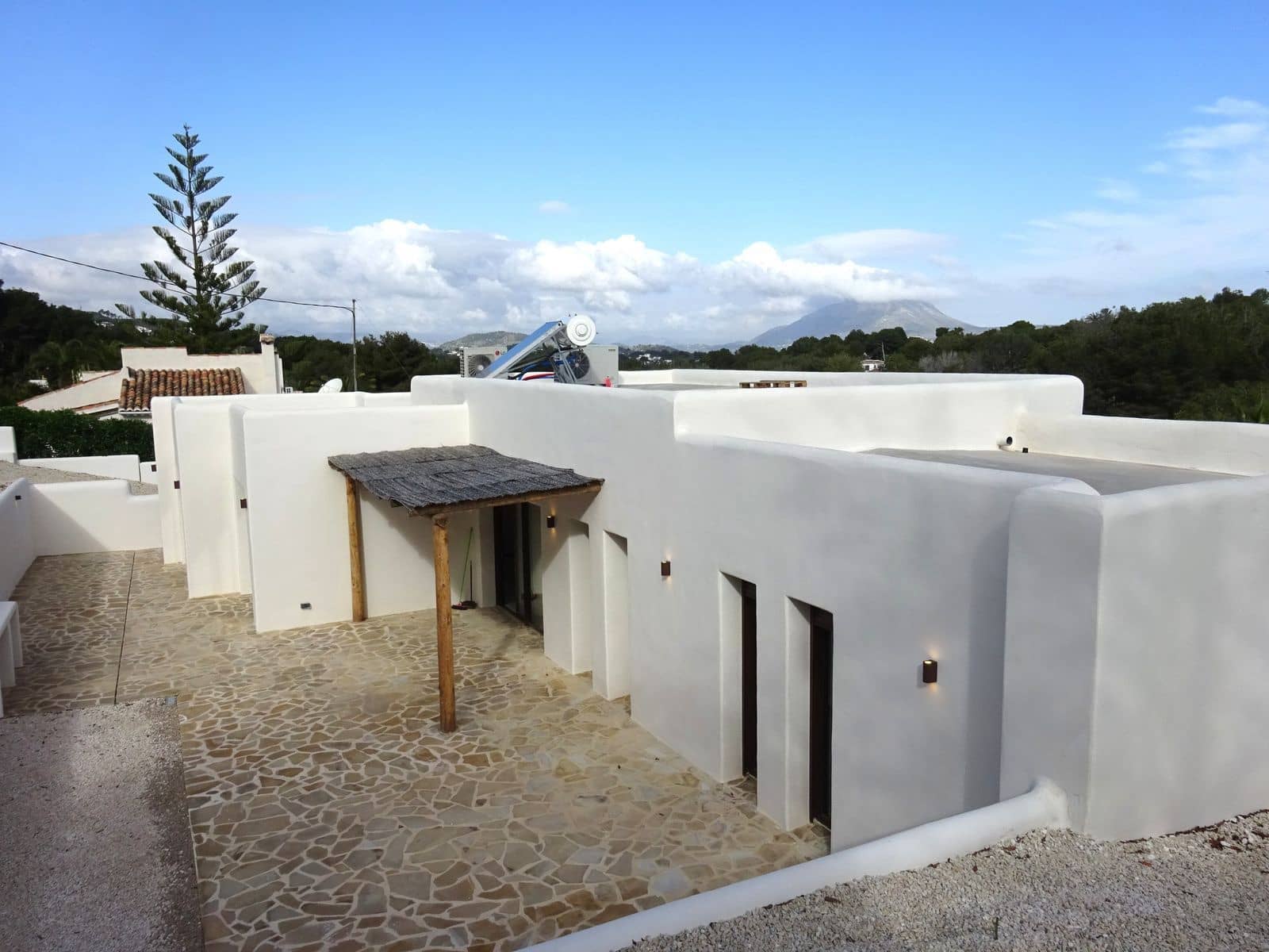 3 bedroom Villa for sale in Javea / Xabia with pool garage - € 865,000 (Ref: 9889727)