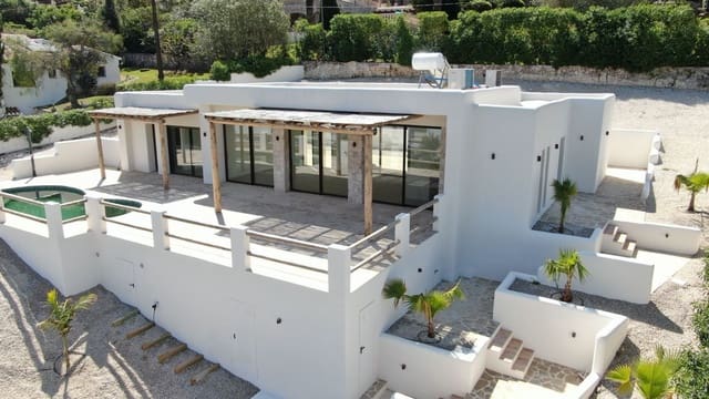 3 slaapkamer Villa te koop in Cap Martí - El Tossalet - Pinomar, Javea / Xàbia met zwembad garage - € 865.000 (Ref: 9889727)