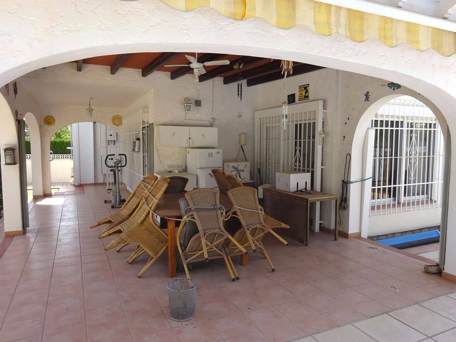 2 sovrum Villa till salu i Alfaz del Pi / L'Alfas del Pi med pool garage - 395 000 € (Ref: 9945084)