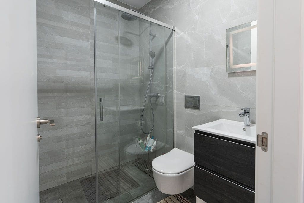 4 slaapkamer Villa te koop in Finestrat met zwembad garage - € 1.749.000 (Ref: 9990198)