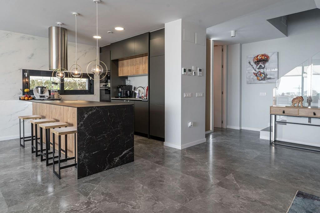 4 slaapkamer Villa te koop in Finestrat met zwembad garage - € 1.749.000 (Ref: 9990198)