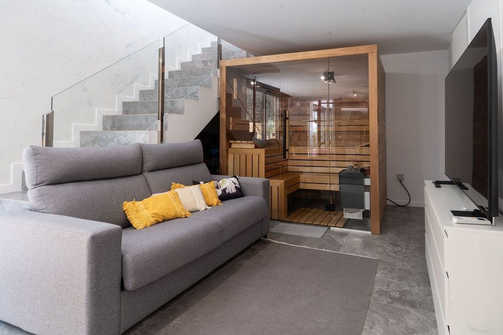 4 slaapkamer Villa te koop in Finestrat met zwembad garage - € 1.749.000 (Ref: 9990198)