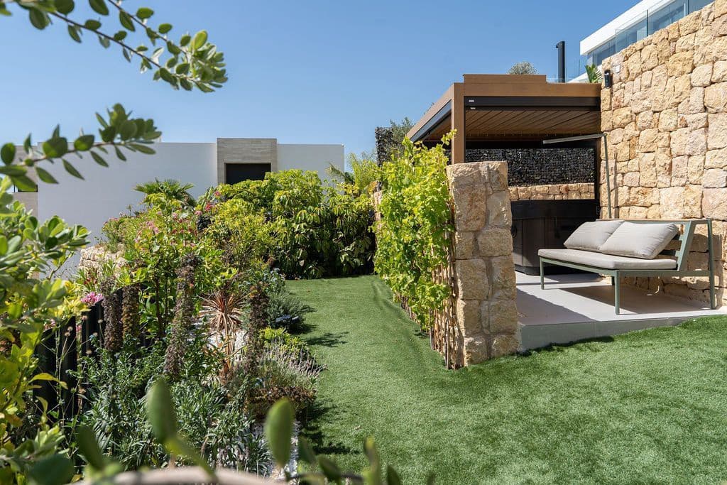 4 slaapkamer Villa te koop in Finestrat met zwembad garage - € 1.749.000 (Ref: 9990198)