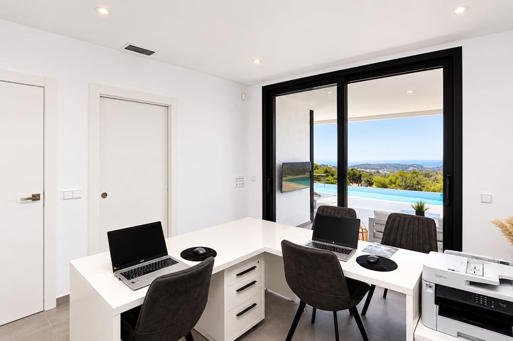 Chalet de 4 habitaciones en Altea en venta con piscina garaje - 1.445.000 € (Ref: 9996608)