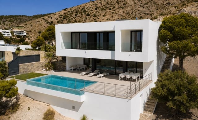 Chalet de 4 habitaciones en Altea en venta con piscina garaje - 1.445.000 € (Ref: 9996608)
