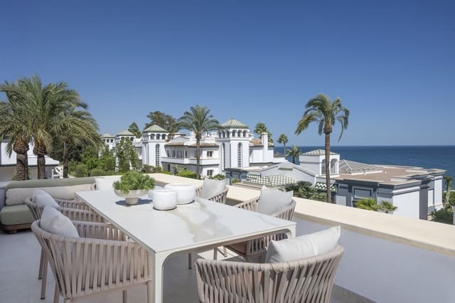 3 chambre Penthouse à vendre à New Golden Mile, Estepona avec piscine - 2 495 000 € (Ref: 10033203)
