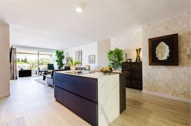 2 chambre Appartement à vendre à La Quinta, Benahavís avec piscine garage - 595 000 € (Ref: 10043292)