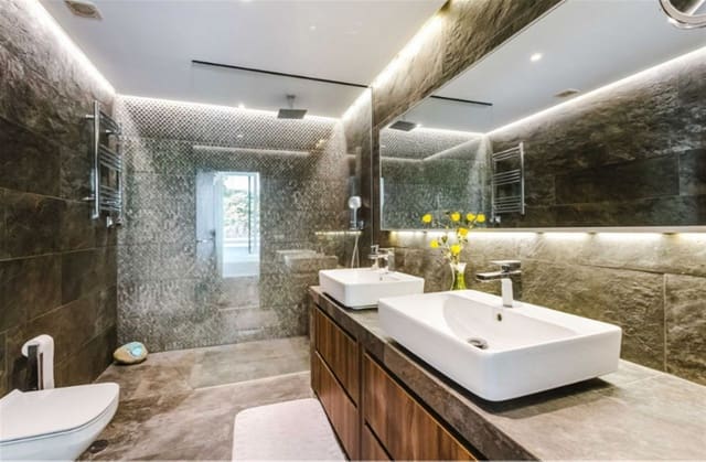 2 chambre Appartement à vendre à La Quinta, Benahavís avec piscine garage - 595 000 € (Ref: 10043292)