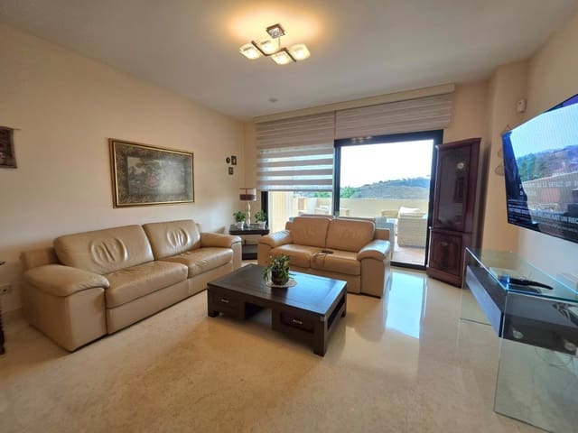 3 Zimmer Apartment zu vermieten in Benahavís mit Pool Garage - 3.300 € (Ref: 10048468)