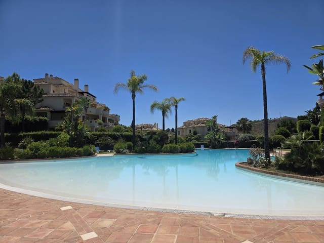 3 Zimmer Apartment zu vermieten in Benahavís mit Pool Garage - 3.300 € (Ref: 10048468)