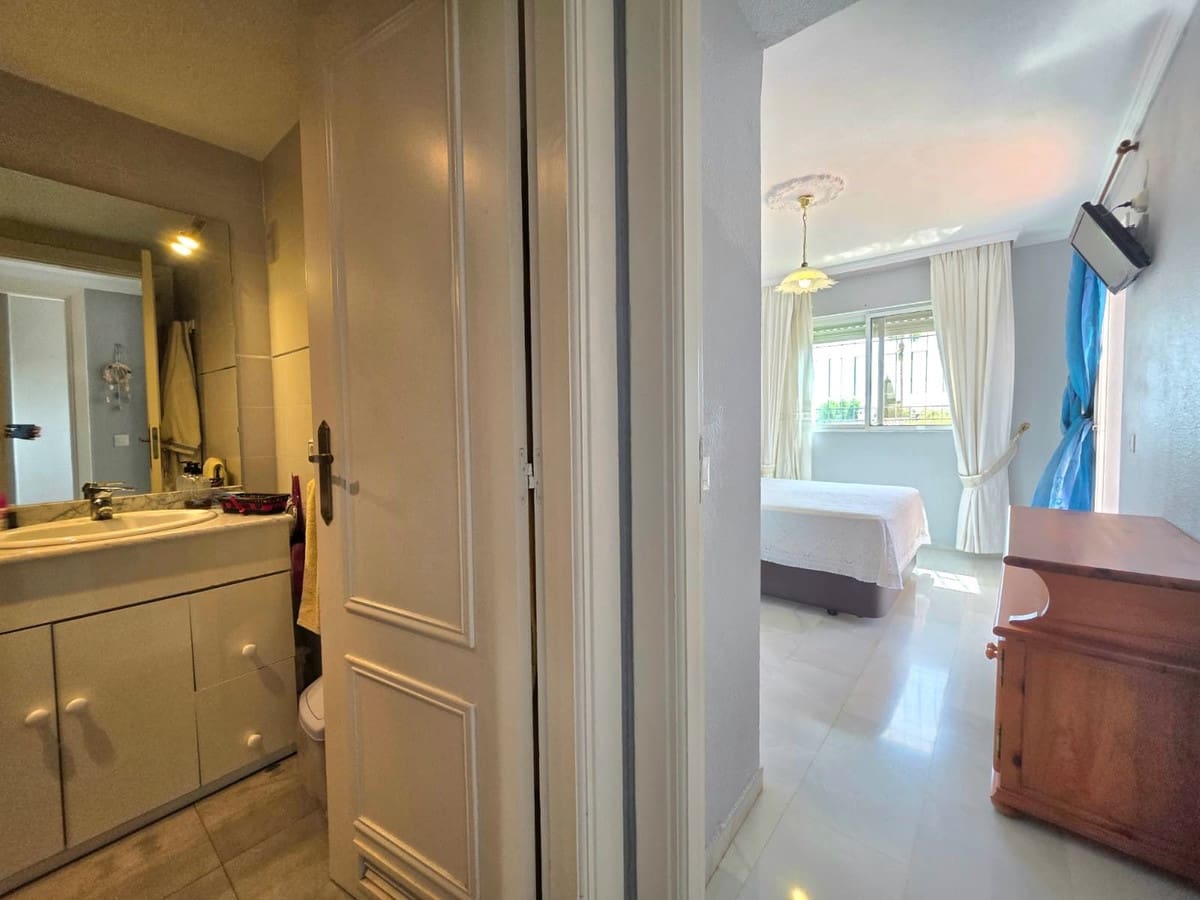 3 slaapkamer Huis te koop in Aloha Golf met zwembad garage - € 620.000 (Ref: 10090946)