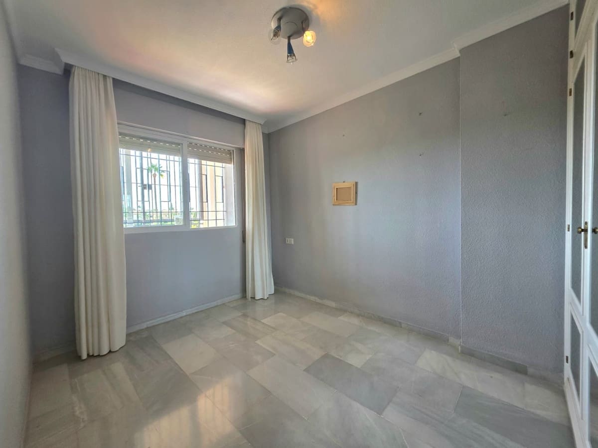 3 slaapkamer Huis te koop in Aloha Golf met zwembad garage - € 620.000 (Ref: 10090946)