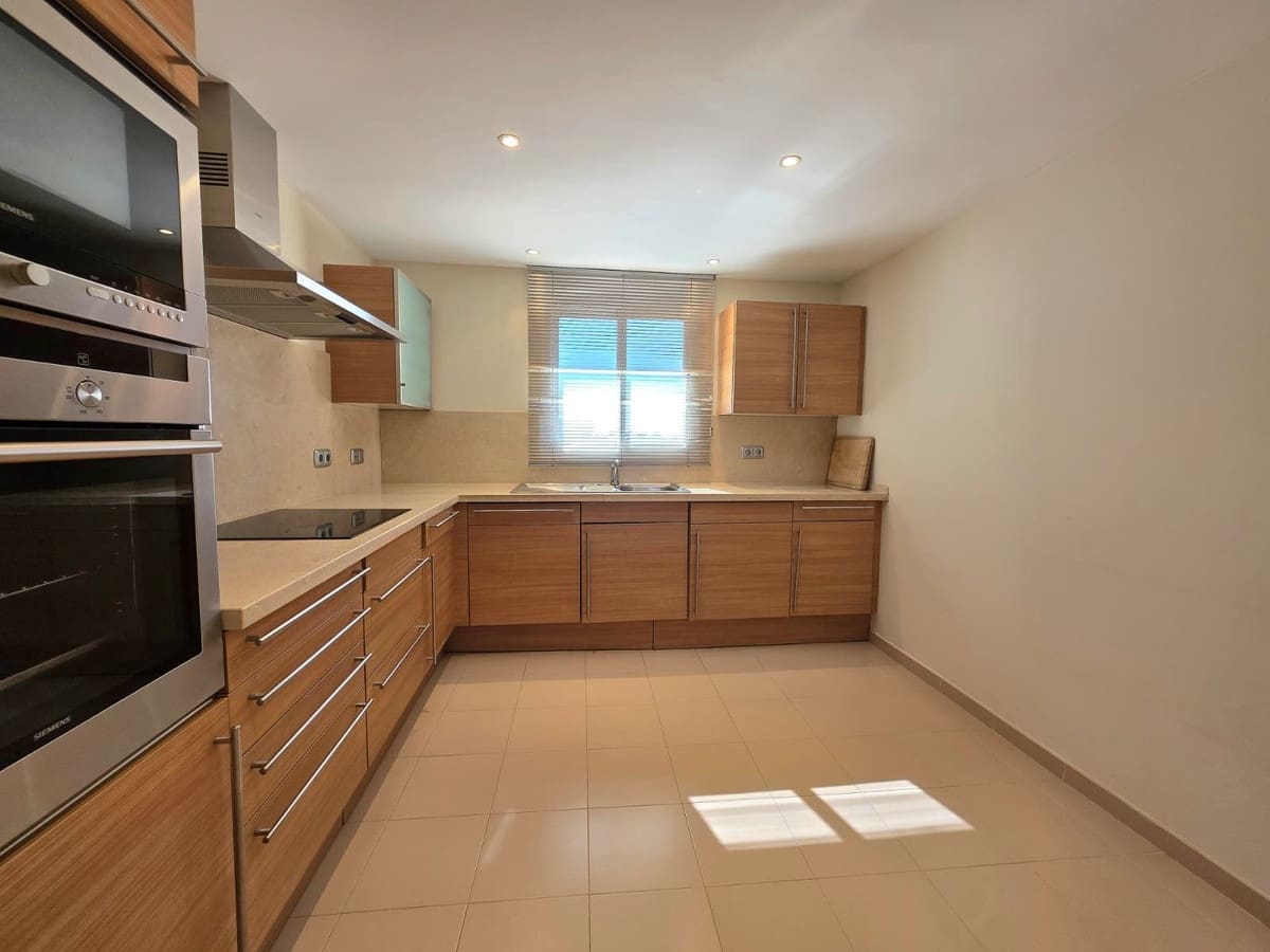 2 bedroom Apartment for sale in Atalaya-Isdabe with pool garage - € 715,000 (Ref: 10135318)