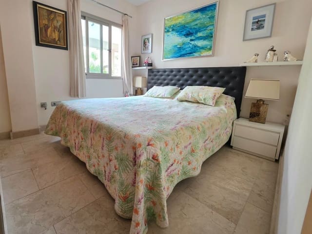 2 bedroom Apartment for sale in Selwo, Estepona with pool garage - € 550,000 (Ref: 10160013)
