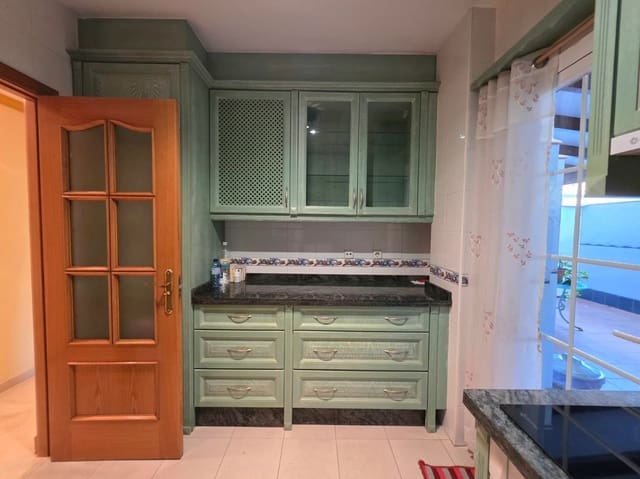 2 makuuhuone Huoneisto myytävänä paikassa Marbella mukana 
autotalli - 850 000 € (Ref: 10160549)