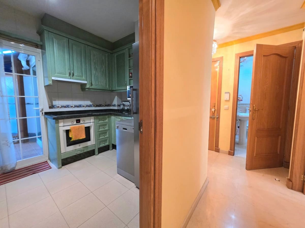 2 makuuhuone Huoneisto myytävänä paikassa Marbella mukana 
autotalli - 850 000 € (Ref: 10160549)