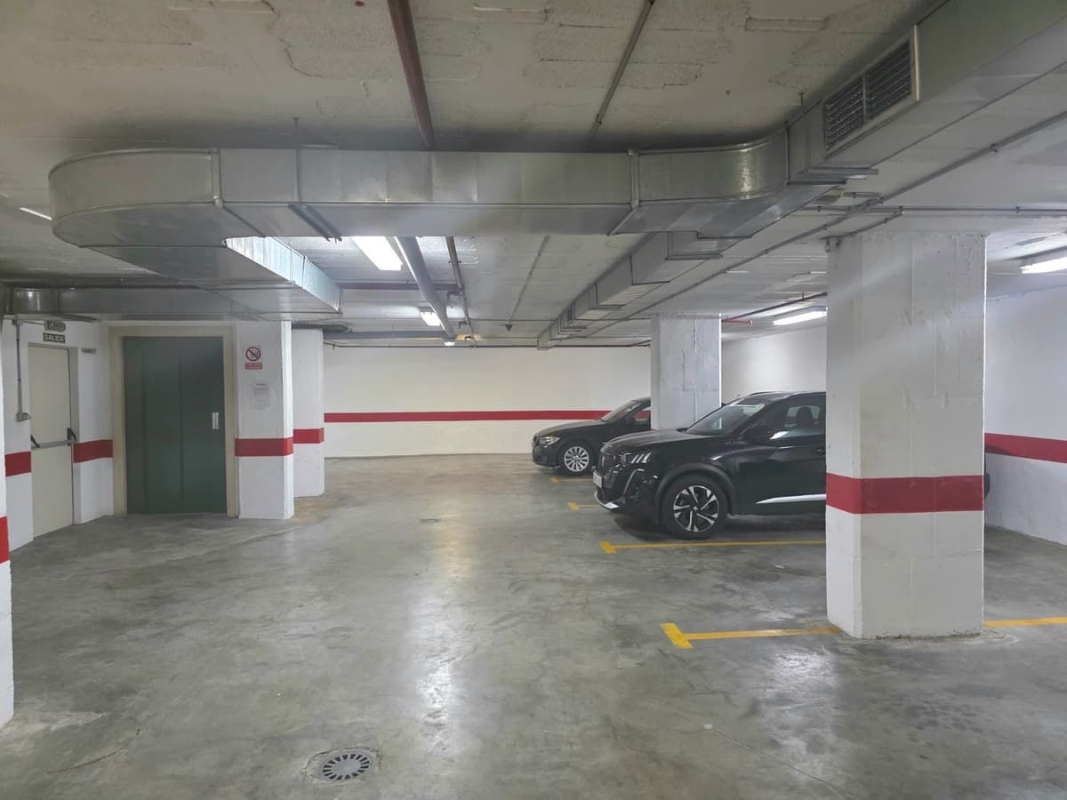 2 makuuhuone Huoneisto myytävänä paikassa Marbella mukana 
autotalli - 850 000 € (Ref: 10160549)