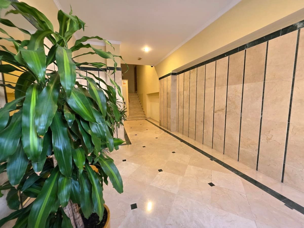 2 makuuhuone Huoneisto myytävänä paikassa Marbella mukana 
autotalli - 850 000 € (Ref: 10160549)