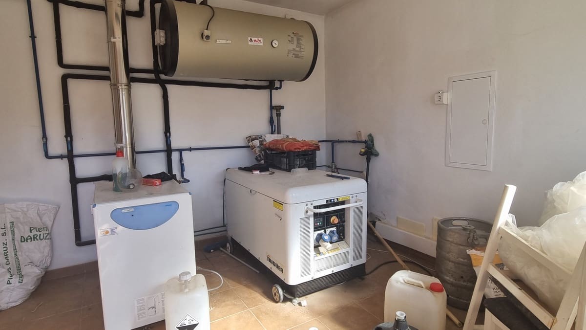 2 chambre Finca/Maison de Campagne à vendre à Castellar de la Frontera avec garage - 1 800 000 € (Ref: 6694856)