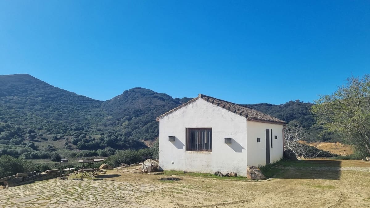 2 bedroom Finca/Country House for sale in Castellar de la Frontera with garage - € 1,800,000 (Ref: 6694856)