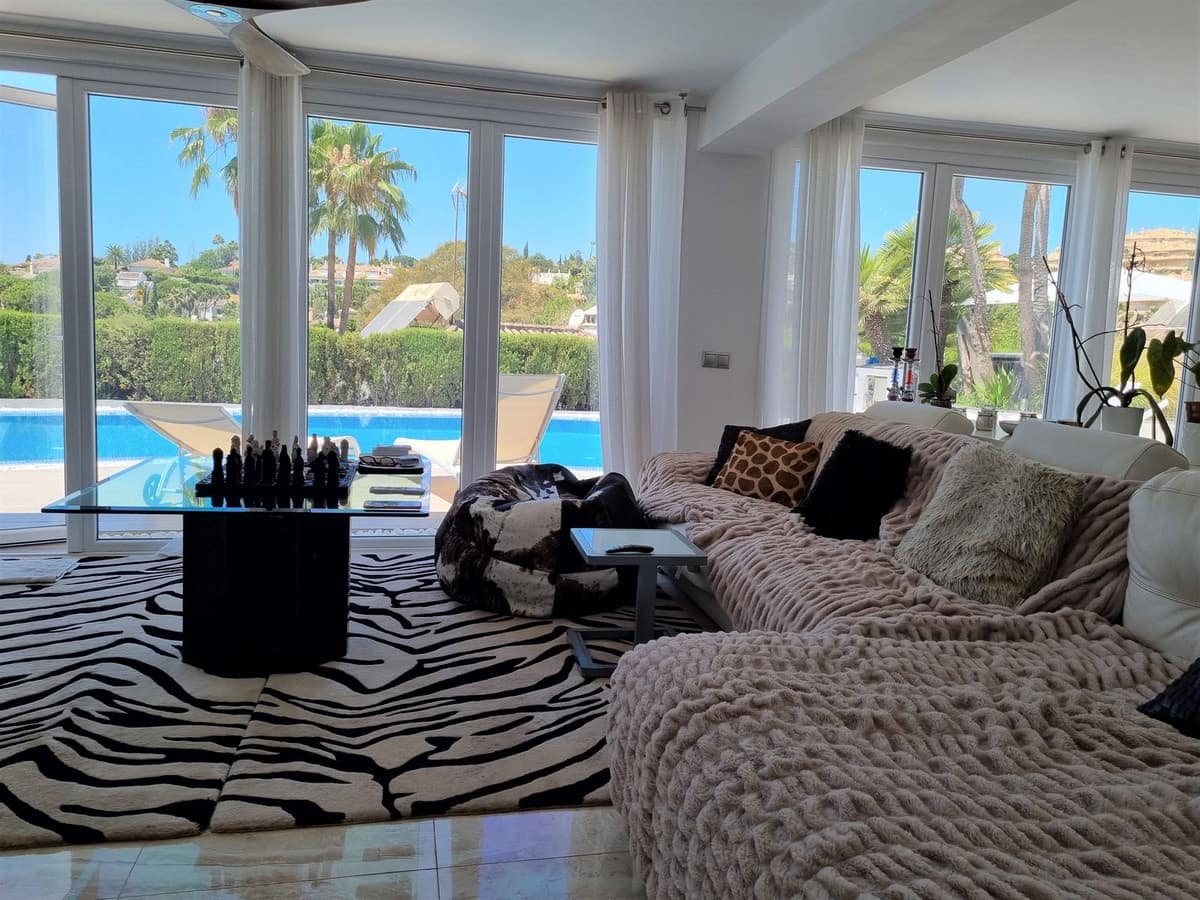 5 soverom Villa til salgs i Elviria med svømmebasseng garasje - € 1 850 000 (Ref: 7539590)