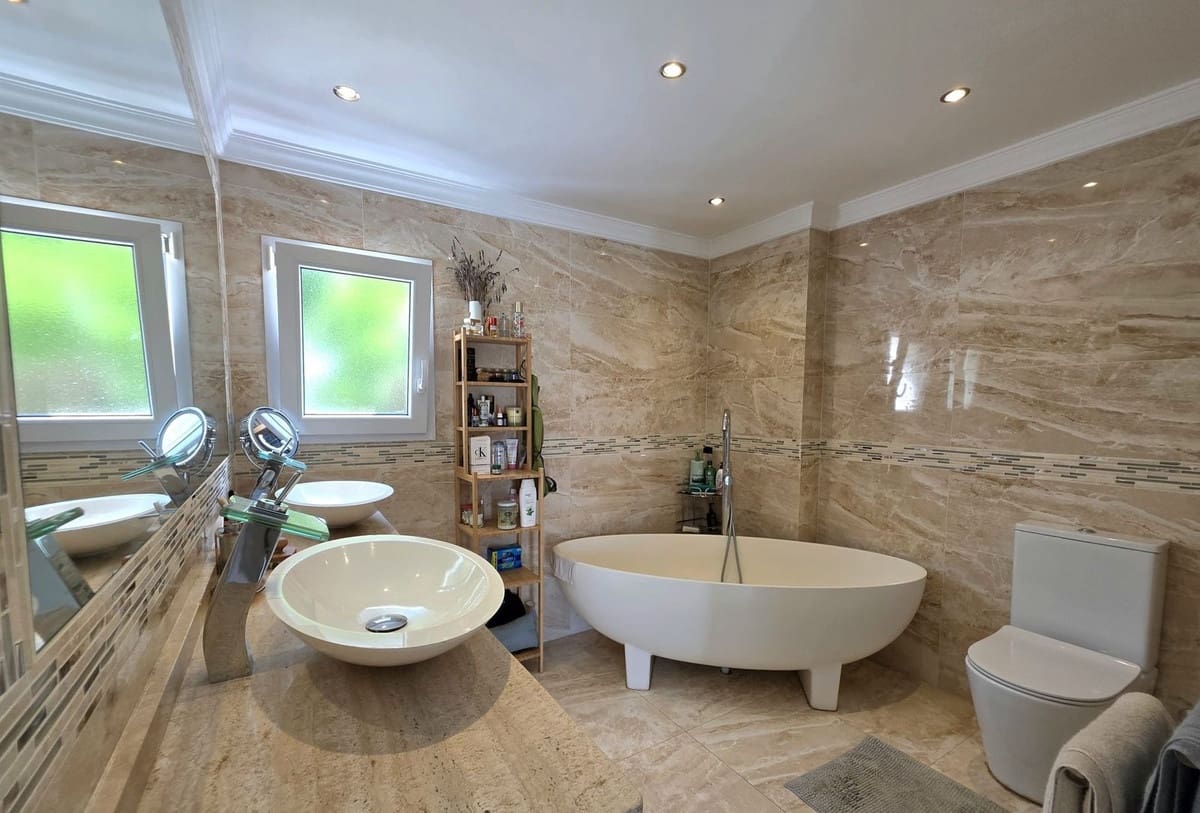 5 camera da letto Villa in vendita in Elviria con piscina garage - 1.795.000 € (Rif: 7539590)