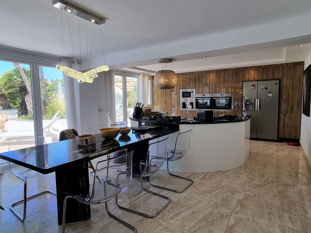 5 camera da letto Villa in vendita in Elviria con piscina garage - 1.795.000 € (Rif: 7539590)