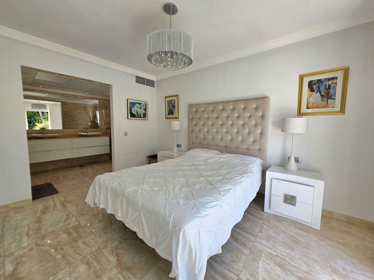 5 camera da letto Villa in vendita in Elviria con piscina garage - 1.795.000 € (Rif: 7539590)