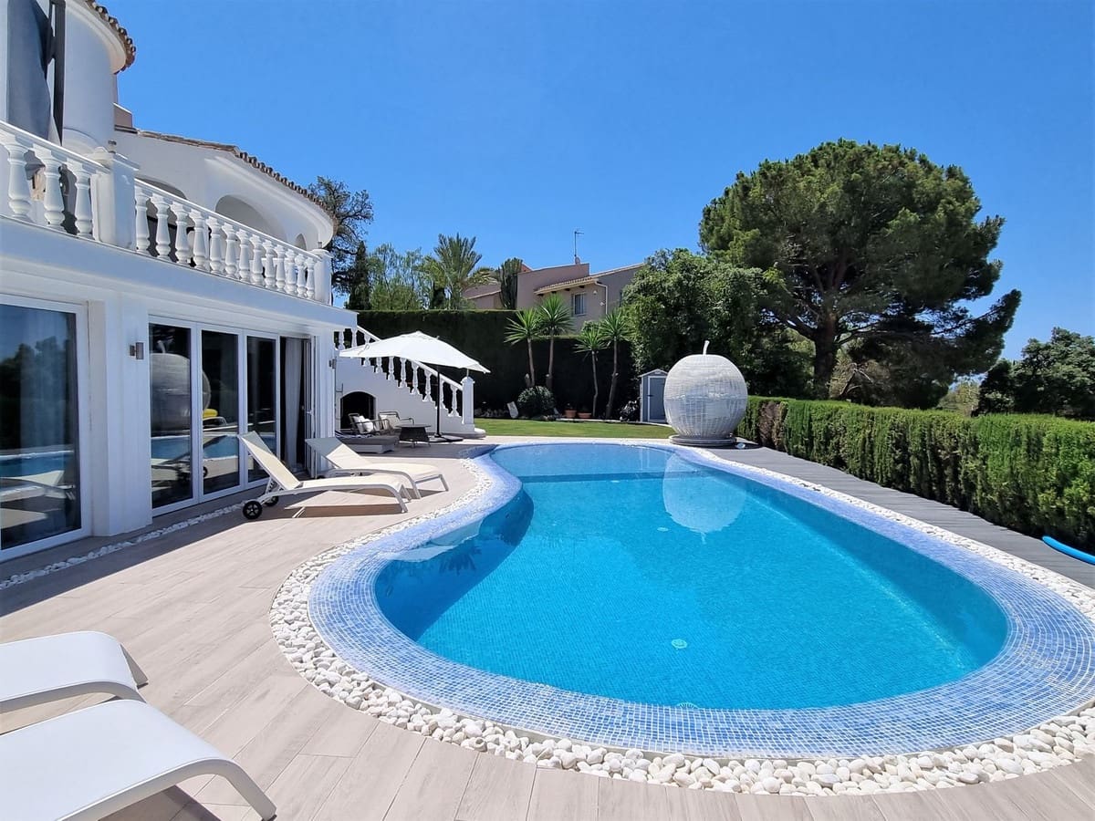 5 camera da letto Villa in vendita in Elviria con piscina garage - 1.795.000 € (Rif: 7539590)