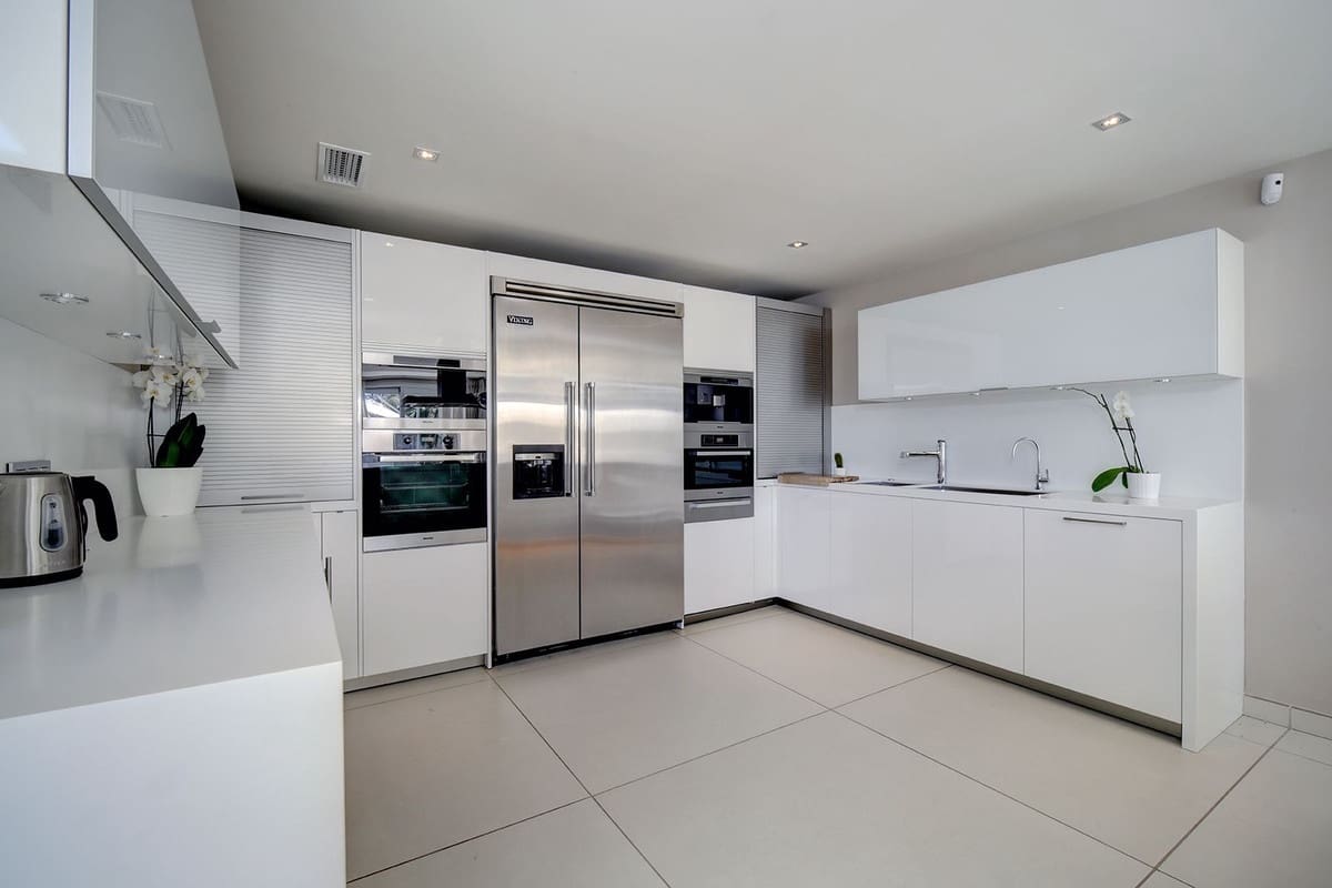 5 chambre Villa/Maison à vendre à Nueva Andalucia avec piscine garage - 3 950 000 € (Ref: 7546687)