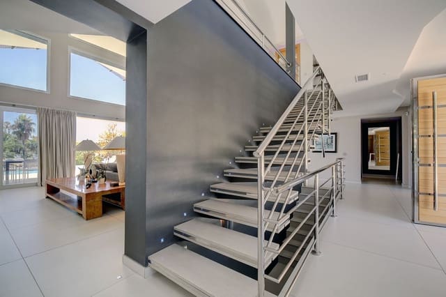 5 chambre Villa/Maison à vendre à Nueva Andalucia, Marbella avec piscine garage - 3 950 000 € (Ref: 7546687)