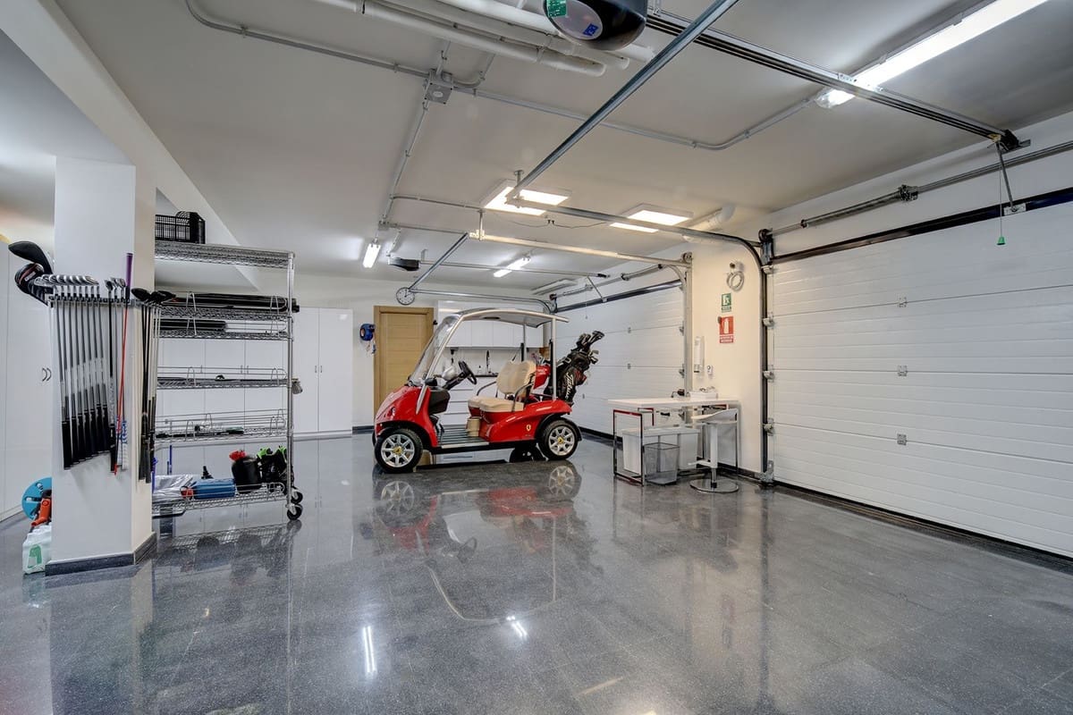 5 chambre Villa/Maison à vendre à Nueva Andalucia avec piscine garage - 3 950 000 € (Ref: 7546687)