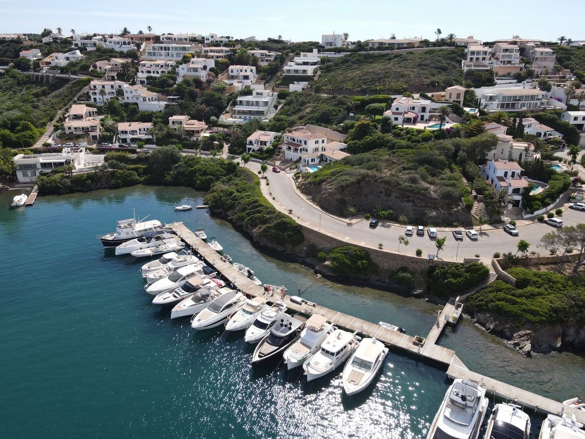 4 soveværelse Villa til salg i Mahon / Mao med swimmingpool garage - € 3.700.000 (Ref: 8404125)