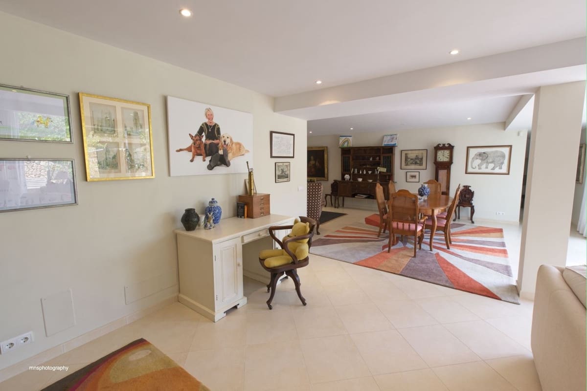 4 soveværelse Villa til salg i Mahon / Mao med swimmingpool garage - € 3.700.000 (Ref: 8404125)