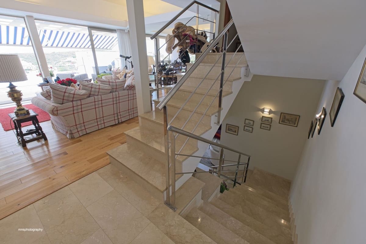 4 soveværelse Villa til salg i Mahon / Mao med swimmingpool garage - € 3.700.000 (Ref: 8404125)