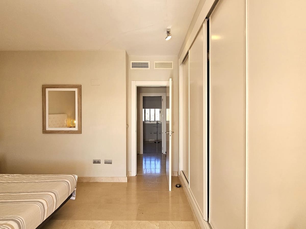 2 soveværelse Penthouse til salg i Estepona med swimmingpool garage - € 539.000 (Ref: 8488429)