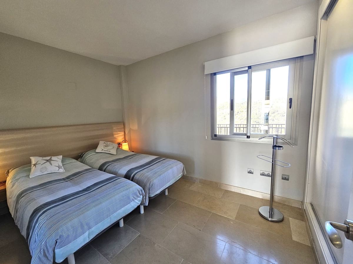 2 soveværelse Penthouse til salg i Estepona med swimmingpool garage - € 539.000 (Ref: 8488429)