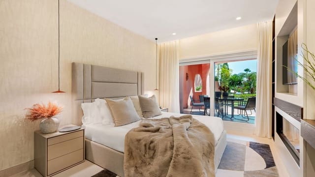 3 soveværelse Lejlighed til salg i New Golden Mile, Estepona med swimmingpool garage - € 1.825.000 (Ref: 8616534)