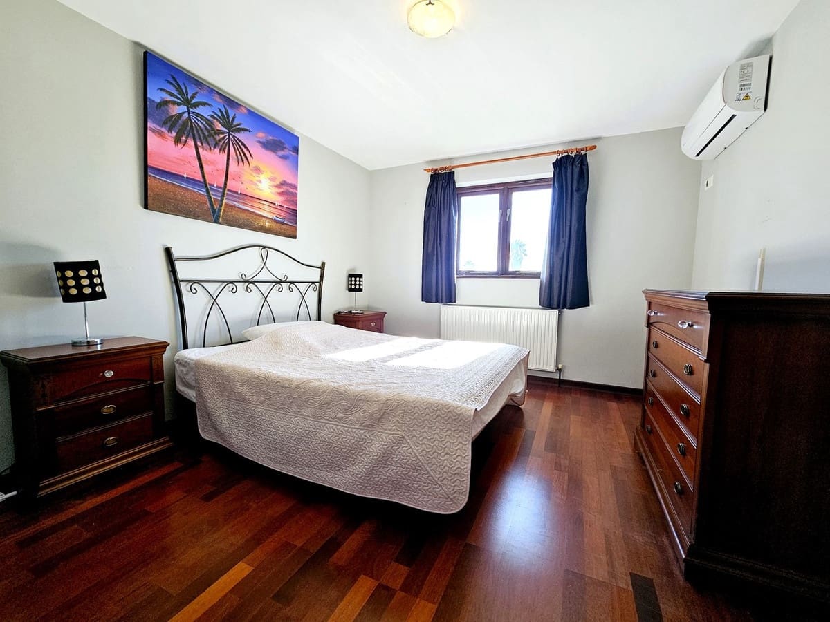6 camera da letto Villa in vendita in Estepona con piscina garage - 1.200.000 € (Rif: 8633831)