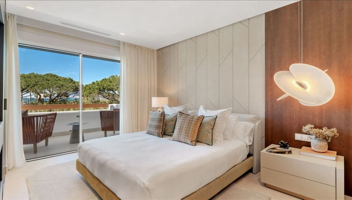 3 soveværelse Lejlighed til salg i Los Monteros med swimmingpool garage - € 2.250.000 (Ref: 8660807)