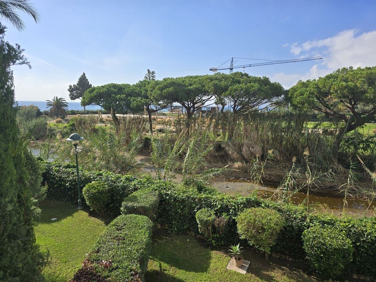 3 soveværelse Lejlighed til salg i Los Monteros med swimmingpool garage - € 2.250.000 (Ref: 8660807)