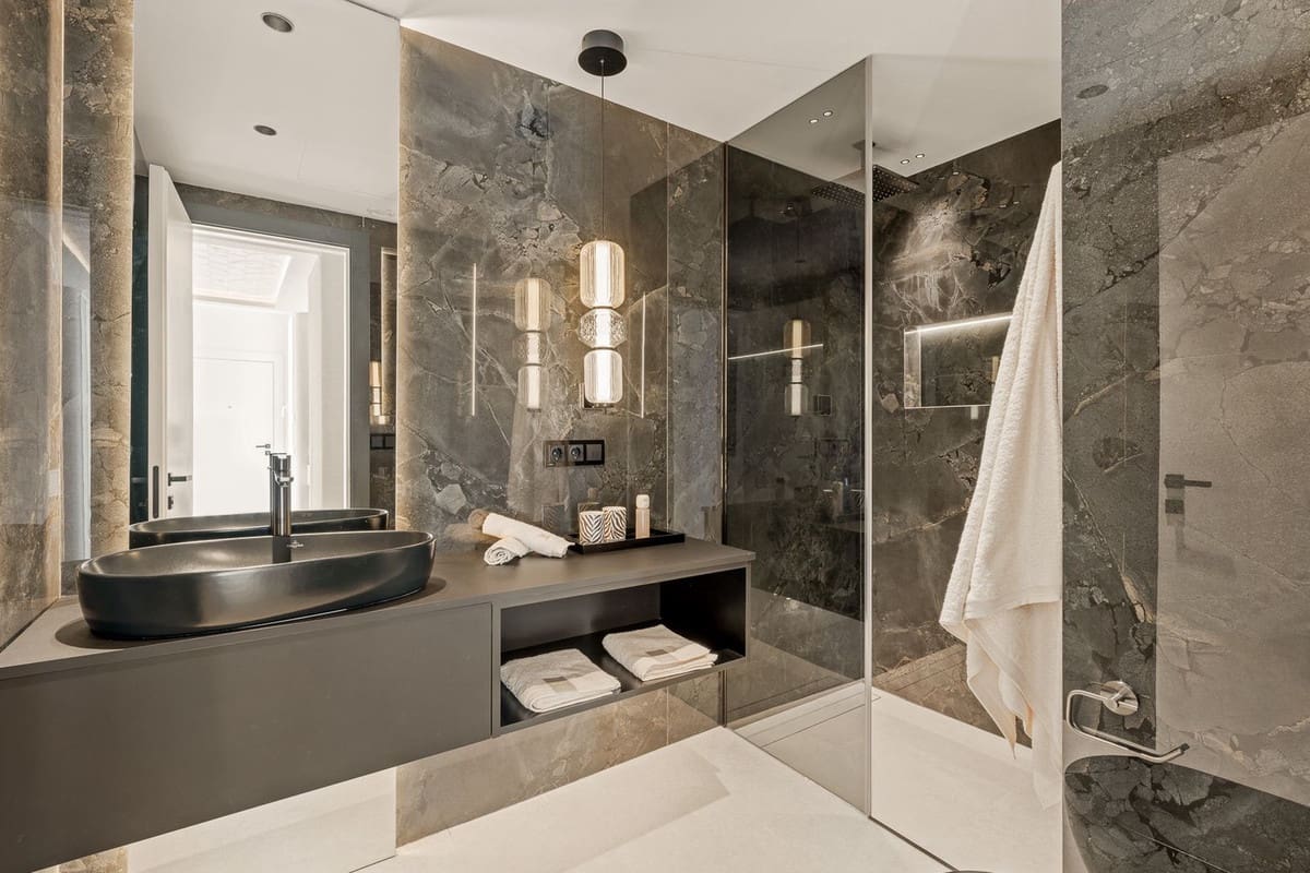 3 slaapkamer Penthouse te koop in New Golden Mile met zwembad garage - € 2.995.000 (Ref: 8723123)