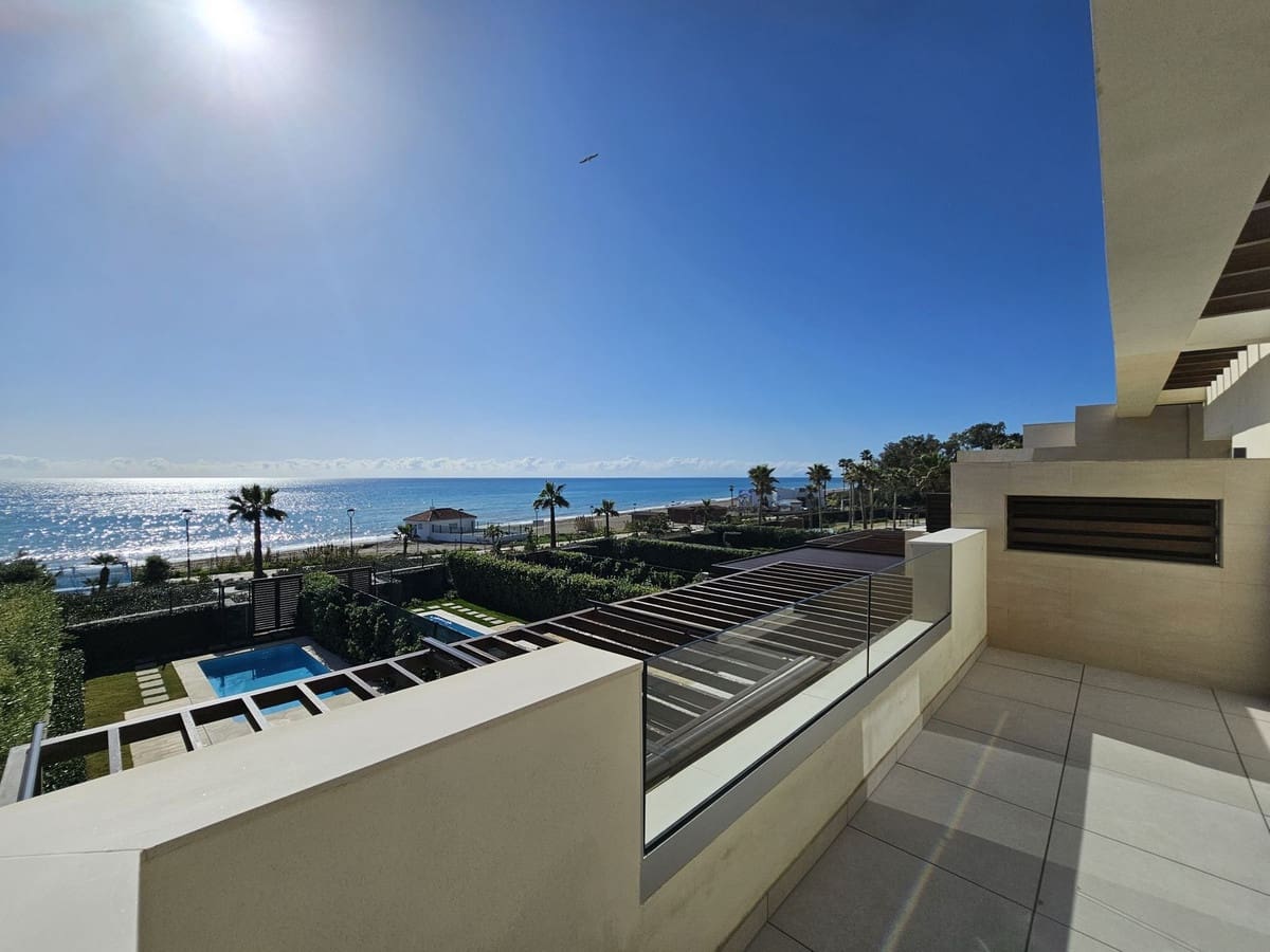 4 chambre Maison de Ville à vendre à Estepona avec piscine garage - 3 400 000 € (Ref: 8790241)